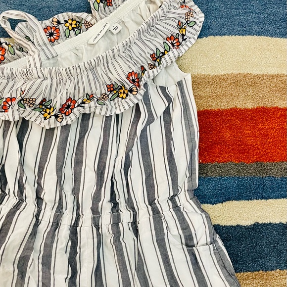 Janie and Jack size 8 preppy pinstripe floral one shoulder romper w/ pockets - Picture 6 of 6